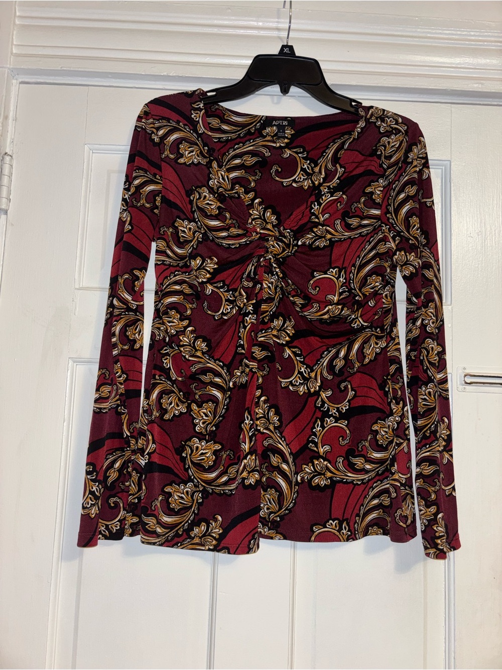 Apt. 9 Women's Maroon Twist-Front Long Sleeve Top with Gold Paisley